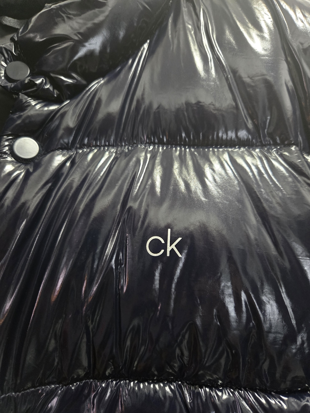 Calvin Klein Shiny Black Puffer Jacket - Picture 4 of 6
